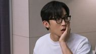 Jong-hyeon let Dong-ju stay at his place (Image via Instagram @jtbcdrama)